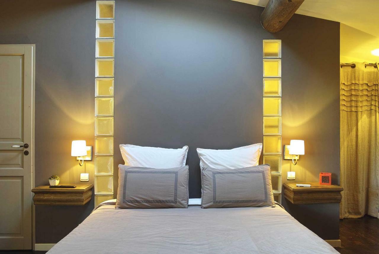 Le Moulin De Picaud Bed & Breakfast Grans Exterior foto