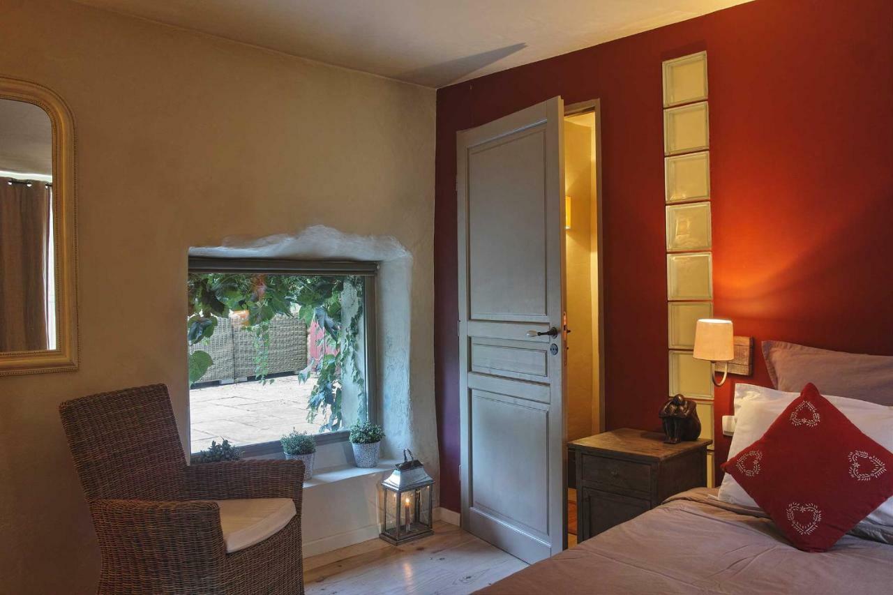 Le Moulin De Picaud Bed & Breakfast Grans Exterior foto